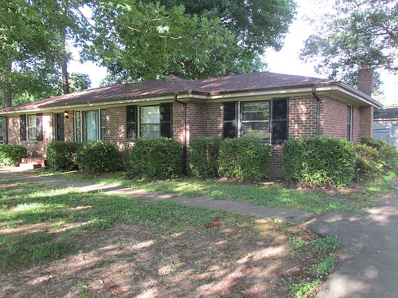 4th image of 209 Maxwell Dr