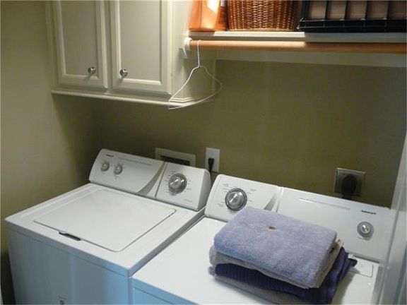 2nd image of 1409 Saint Emanuel St Unit C