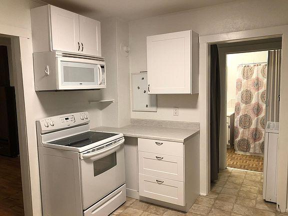 5th image of 665 N 6th St