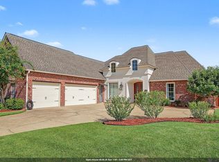 18541 Lake Stream Dr, Greenwell Springs, LA 70739