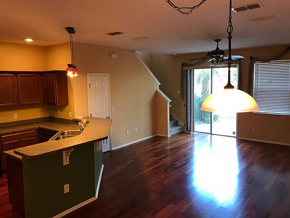 5th image of 575 Mount Olympus Blvd