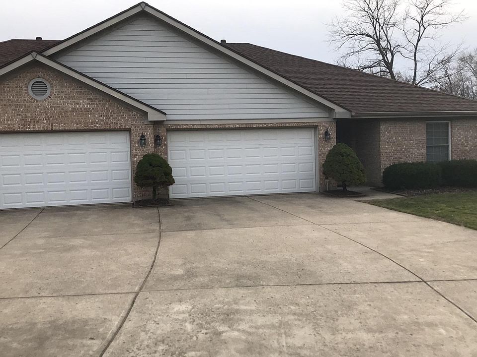 2nd image of 251 Beechwood Pl