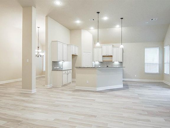 5th image of 18642 Fairmont Springs Ct