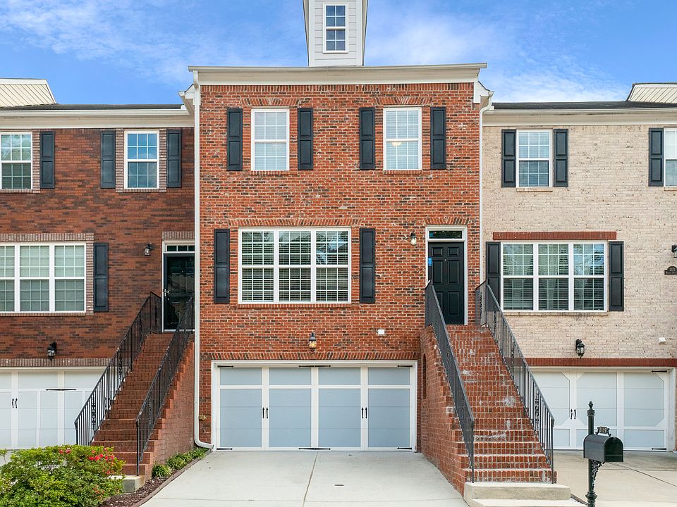 2nd image of 2169 Mission View Dr