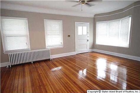 3rd image of 196 College Ave