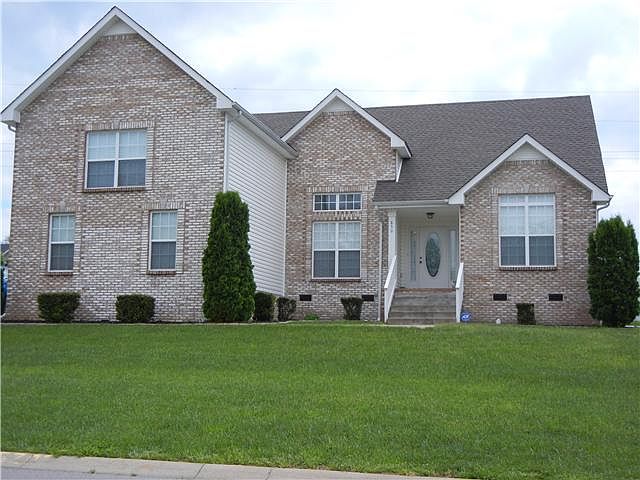 1st image of 850 Mulberry Pl