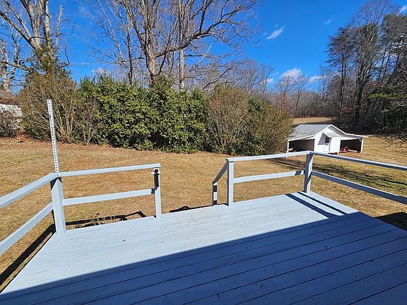 5th image of 8436 Mount Cross Rd