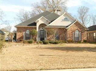 623 Ashley River Rd, Shreveport, LA 71115