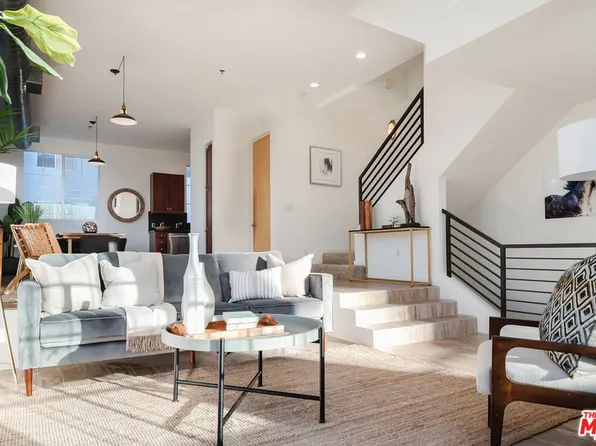 5400 Playa Vista Dr APT 10, Playa Vista, CA 90094