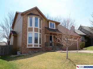 15733 Charles St, Omaha, NE 68118