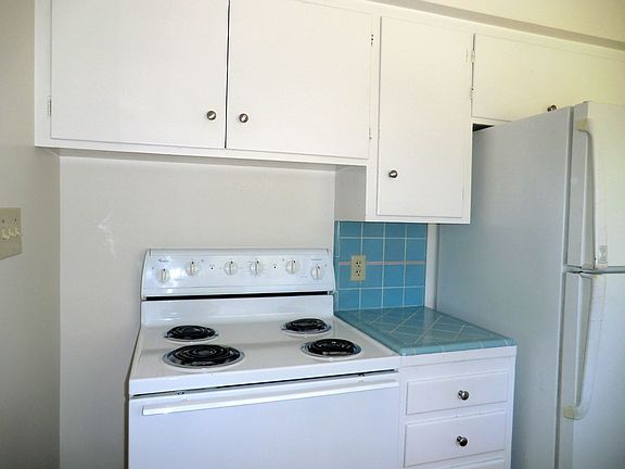5th image of 7820 Mariposa Ave