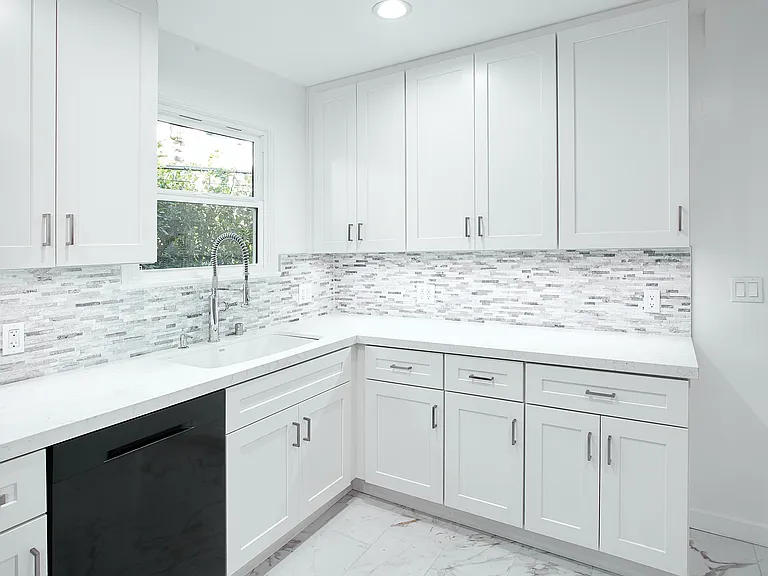 1038 N Crescent Heights Blvd #B — Photo 5