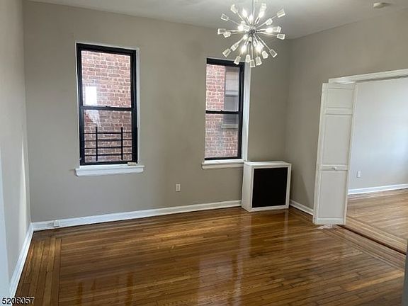 3rd image of 203 Harrison Ave APT 41