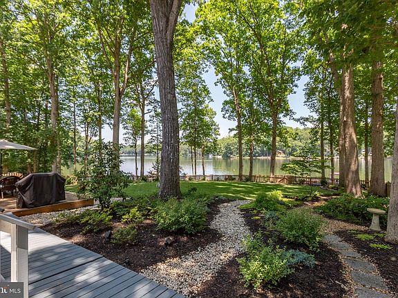 4th image of 280 Lake Caroline Dr