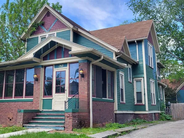 1262 N Broad St, Galesburg, IL 61401