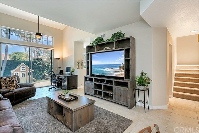 1st image of 12611 Doral