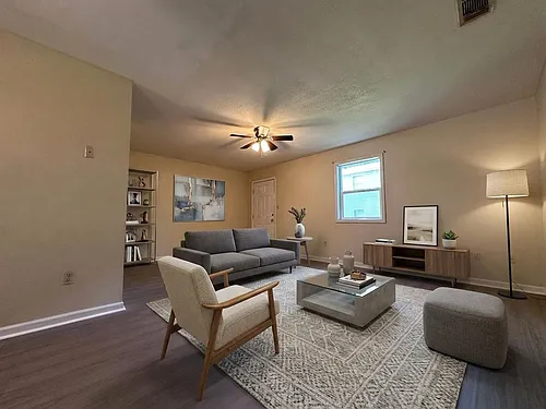 34 Stoneybrook Photo 1