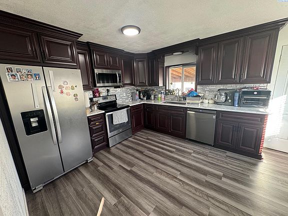 5th image of 340 N 11th St