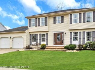 7 Jennifer Dr, Howell, NJ 07731