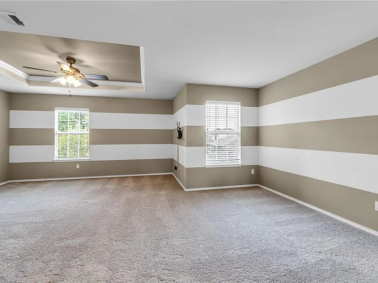 504 Hoot Owl Ln S — Photo 17
