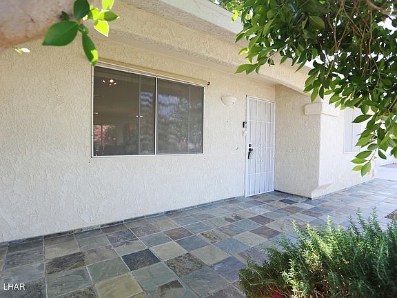 2nd image of 3470 Mockingbird Dr