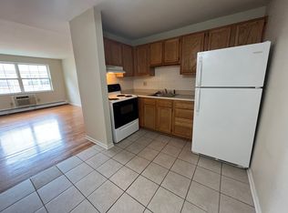 940 E North Broadway St #45E908CDF, Columbus, OH