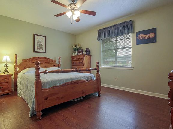 5th image of 104 Cabildo Dr