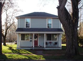 703 Pine St, Hood River, OR 97031