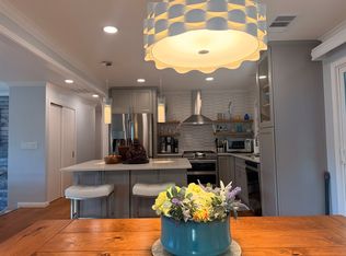 56 Desvio Ct, Pacifica, CA 94044