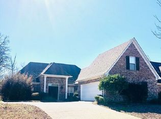 424 Providence Dr, Brandon, MS 39042