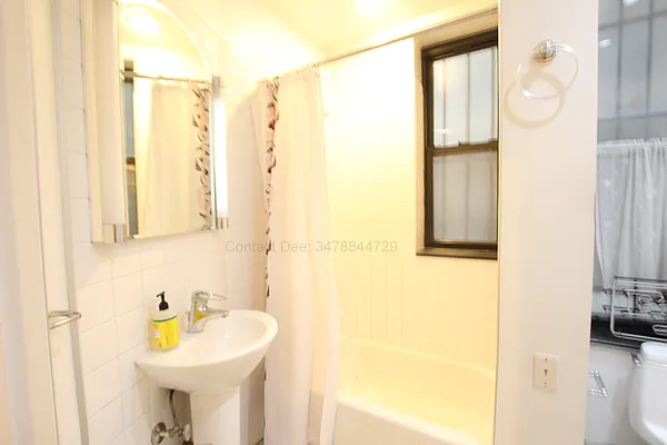 Rented by Corcoran | media 27