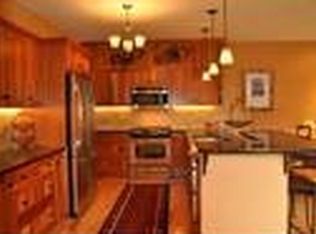 22 Cimarron Trl, Lake Placid, NY 12946