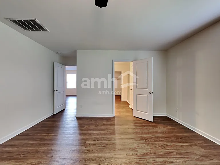 150 Orion Way — Photo 9