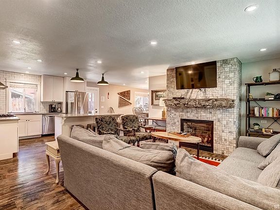 5th image of 885 Sonoma Ave