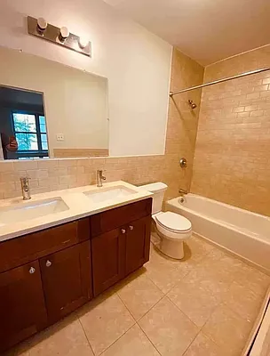 Rented by Voro NYC | media 23