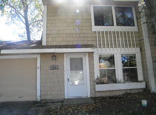 404 Wildwood Ct, Romeoville, IL 60446