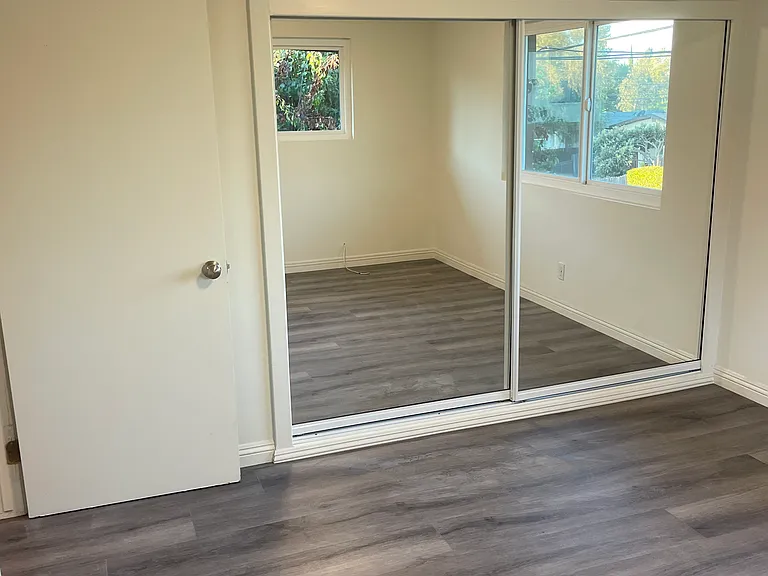 509 S Almansor St #B — Photo 4