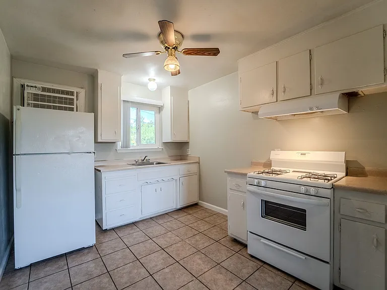 5944 Park Ave #5956 — Photo 21