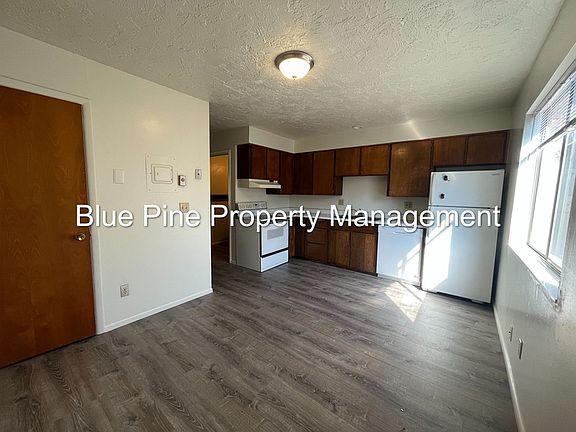 4th image of 1445 S Emerson Ave Unit 2