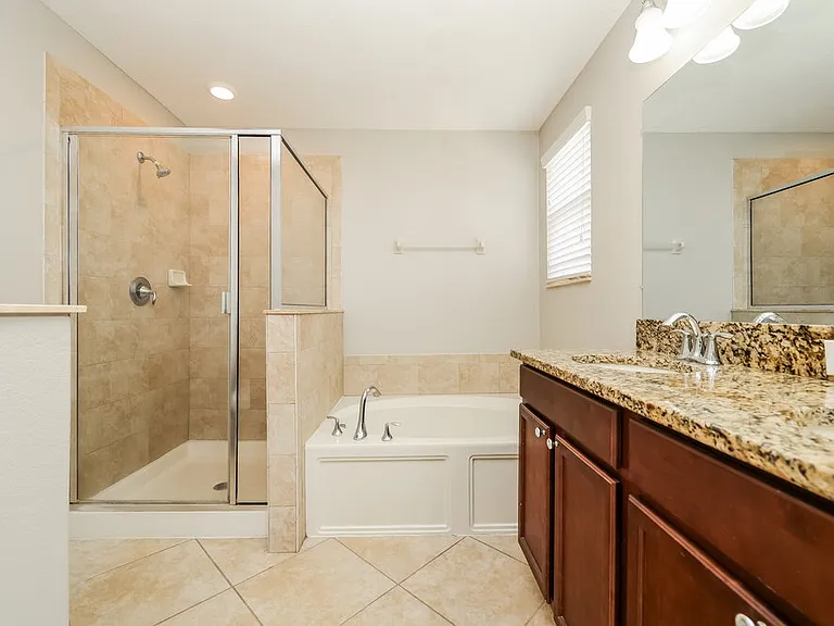 6402 Trent Creek Dr — Photo 11
