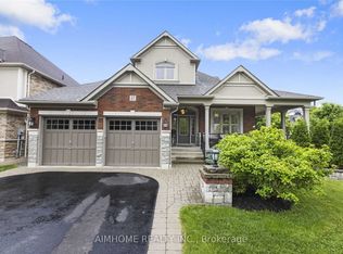 27 Maple Edge Ln, Whitby, ON L1R2N1