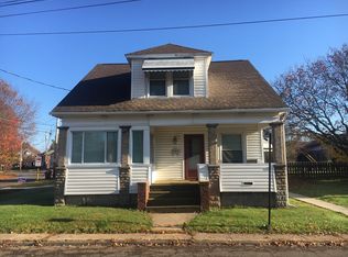 115 W Chestnut St, Grove City, PA 16127