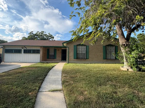 2835 Hiawatha, San Antonio, TX 78210