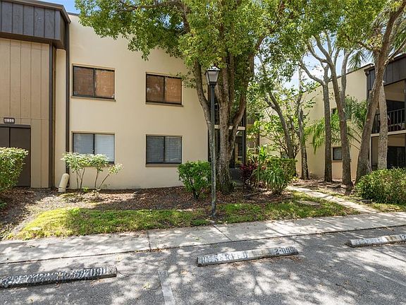 3rd image of 11809 Raintree Lake Ln APT A