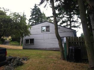 1705 NE 105th St, Seattle, WA 98125