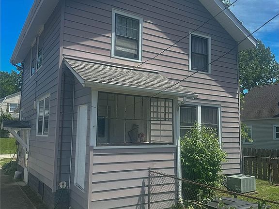 5th image of 330 Morningview Ave