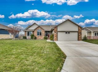 2005 Depot Cir, Newton, KS 67114