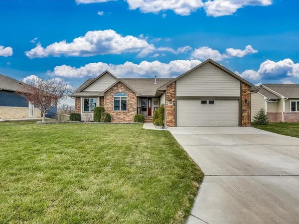 2005 Depot Cir, Newton, KS 67114