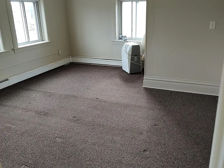 115 S Rum River Dr #21 — Photo 2
