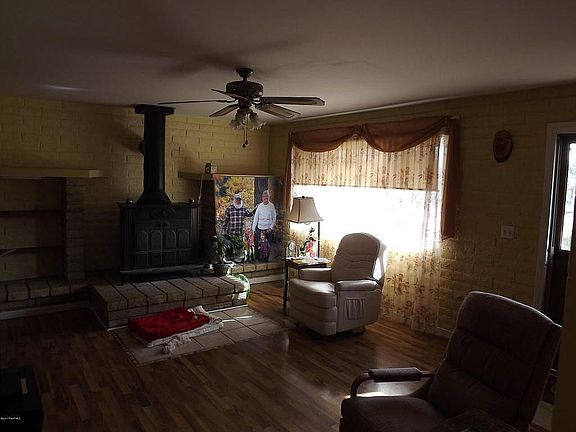 Living Rm.